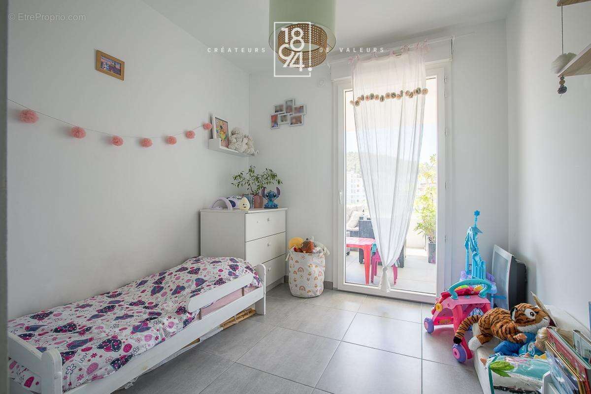 Appartement à MARSEILLE-9E