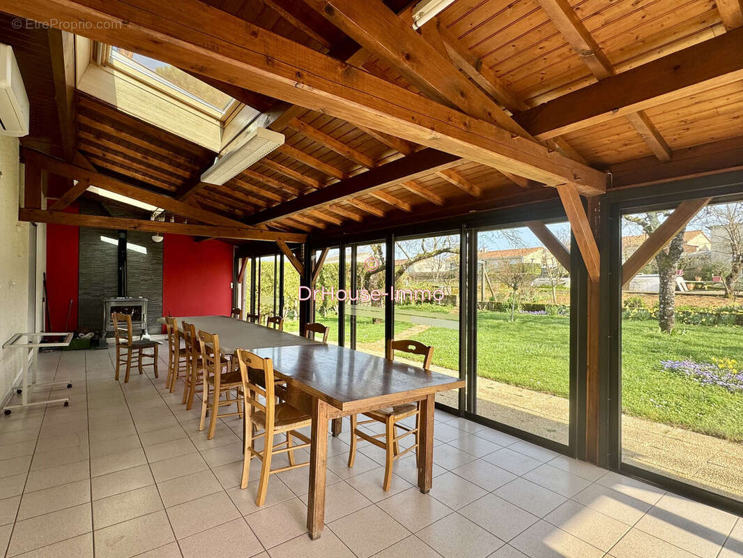 Maison à MIGNE-AUXANCES