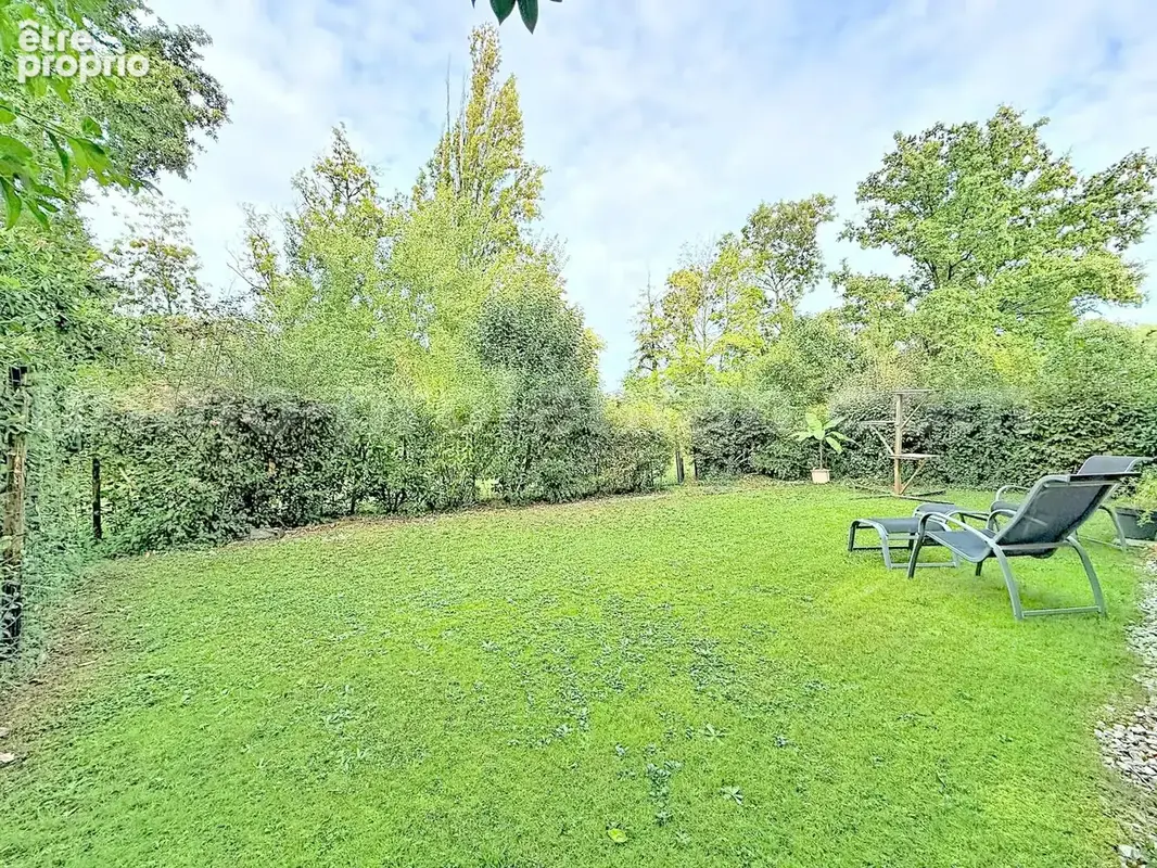 Appartement_T2_vetraz-Monthoux_CENTRE_secteur_calme_verdoyant_CEVA_frontière_SUISSE_Geneve_IMMOBILLIER_investissement_jardin_