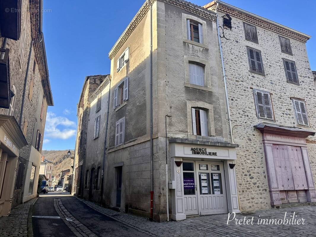 Appartement à BLESLE