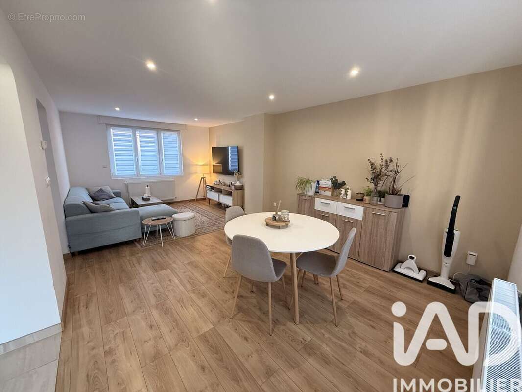 Photo 2 - Maison à FACHES-THUMESNIL