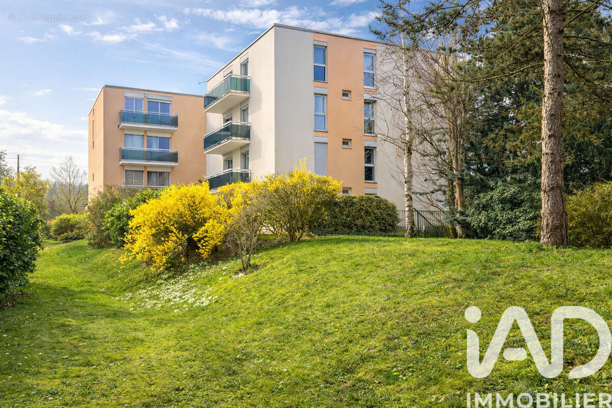 Photo 2 - Appartement à DEUIL-LA-BARRE