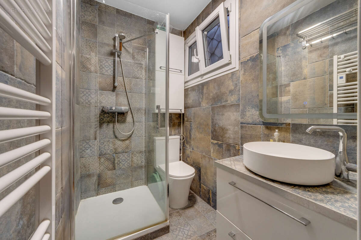 Appartement à PARIS-11E