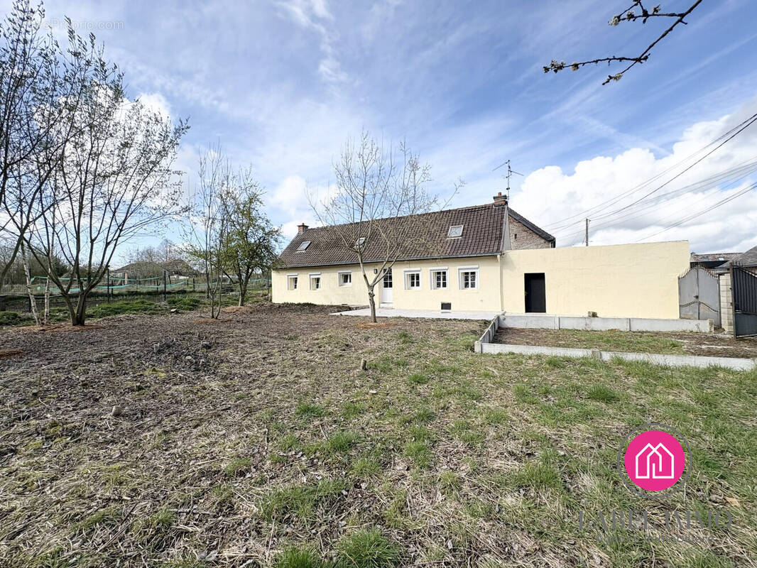 Maison à SAINT-VAAST-EN-CAMBRESIS
