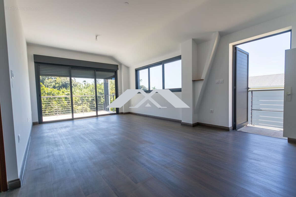 Maison à SAINT-JOSEPH