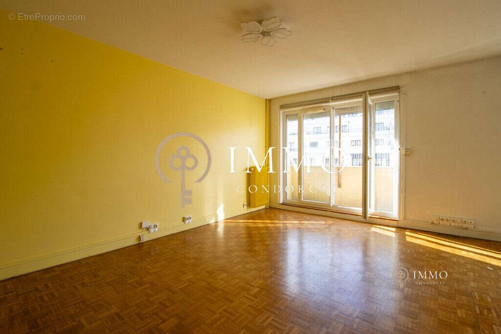 Appartement à BOURG-LA-REINE