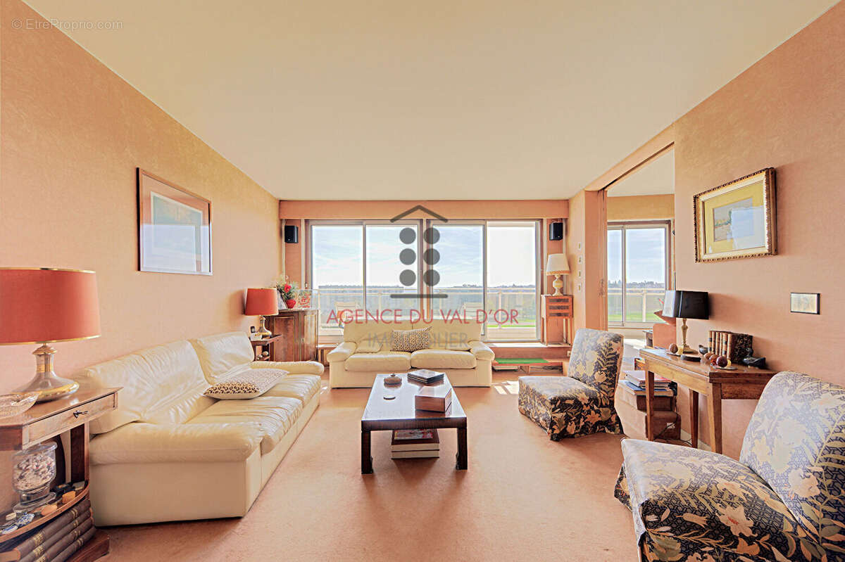 Appartement à SAINT-CLOUD