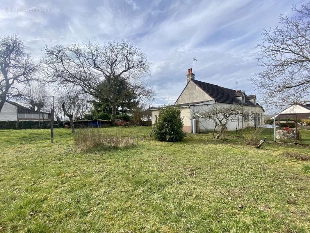 Maison à DRUY-PARIGNY