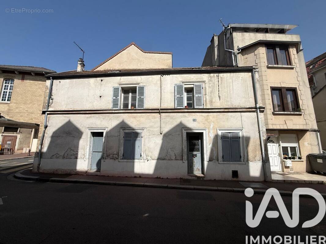 Photo 1 - Maison à MAISONS-LAFFITTE