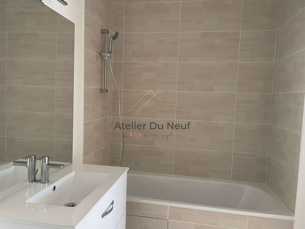 Appartement à COUPVRAY
