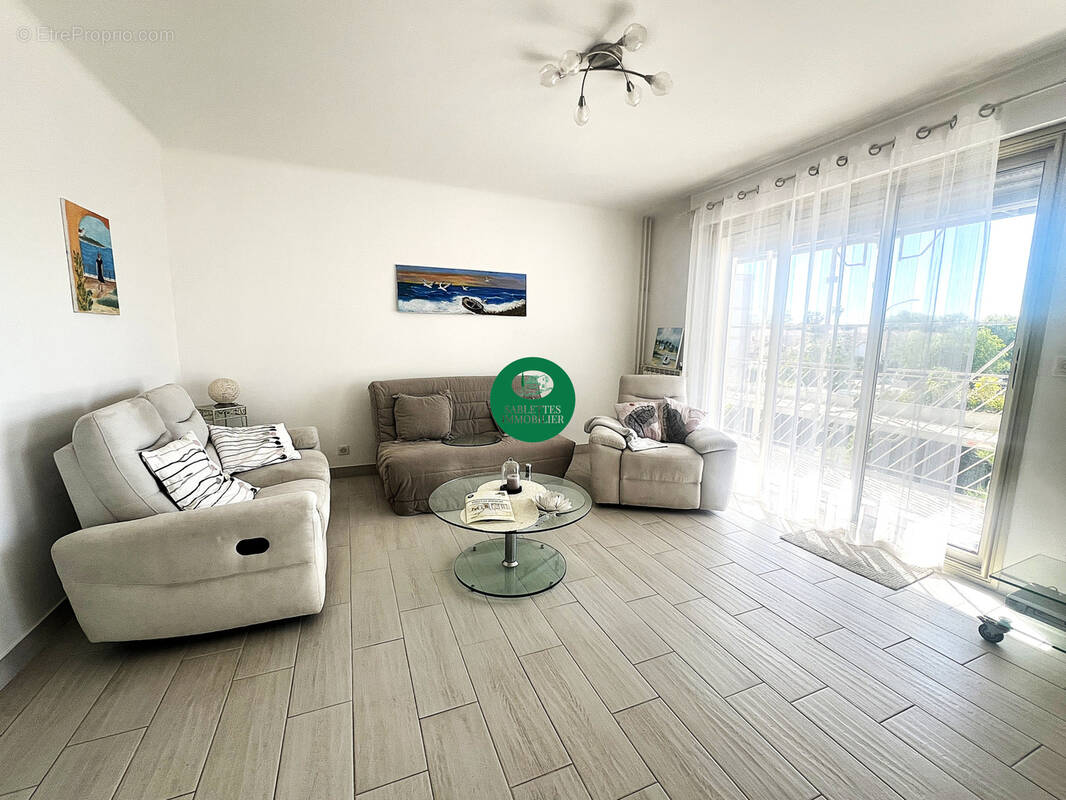 Appartement à SIX-FOURS-LES-PLAGES