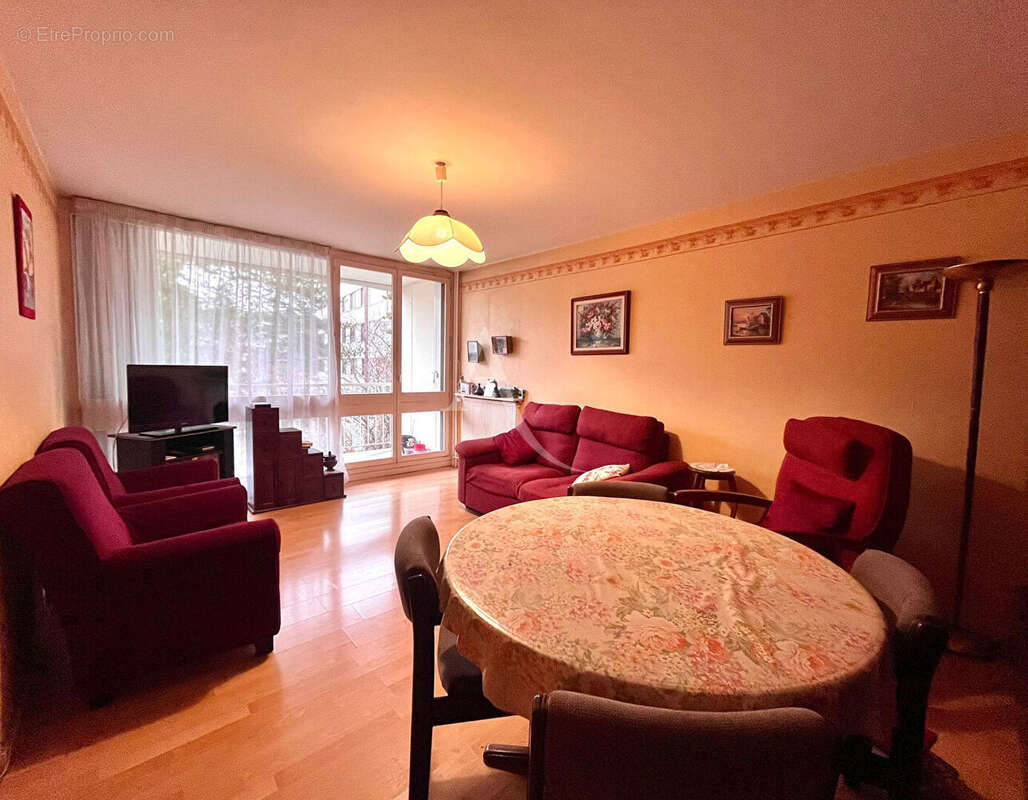 Appartement à CHELLES