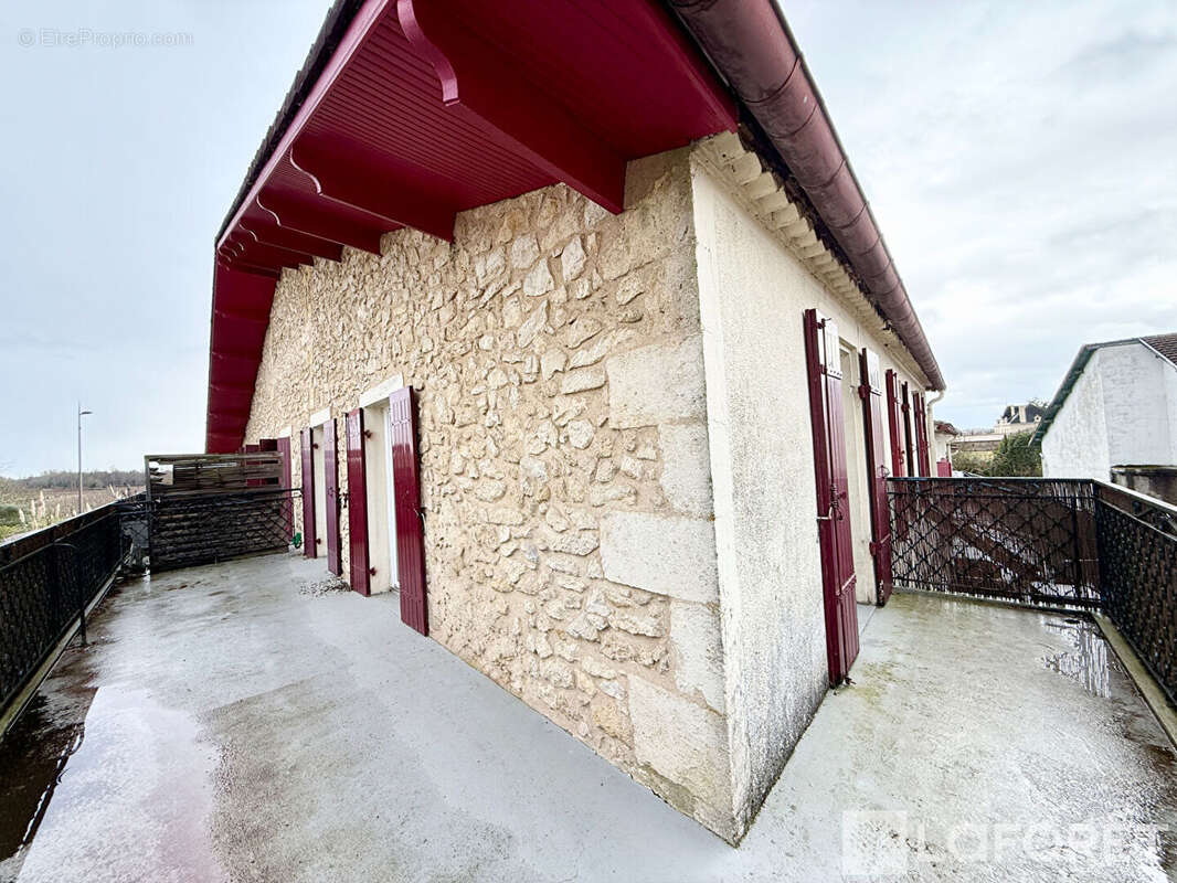 Appartement à CERONS
