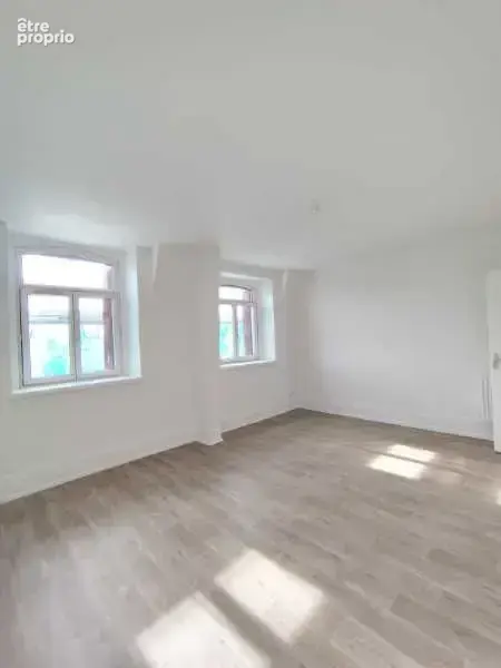 Appartement 4 pièces 89 m² à vendre à Belfort (90000) - photo 2