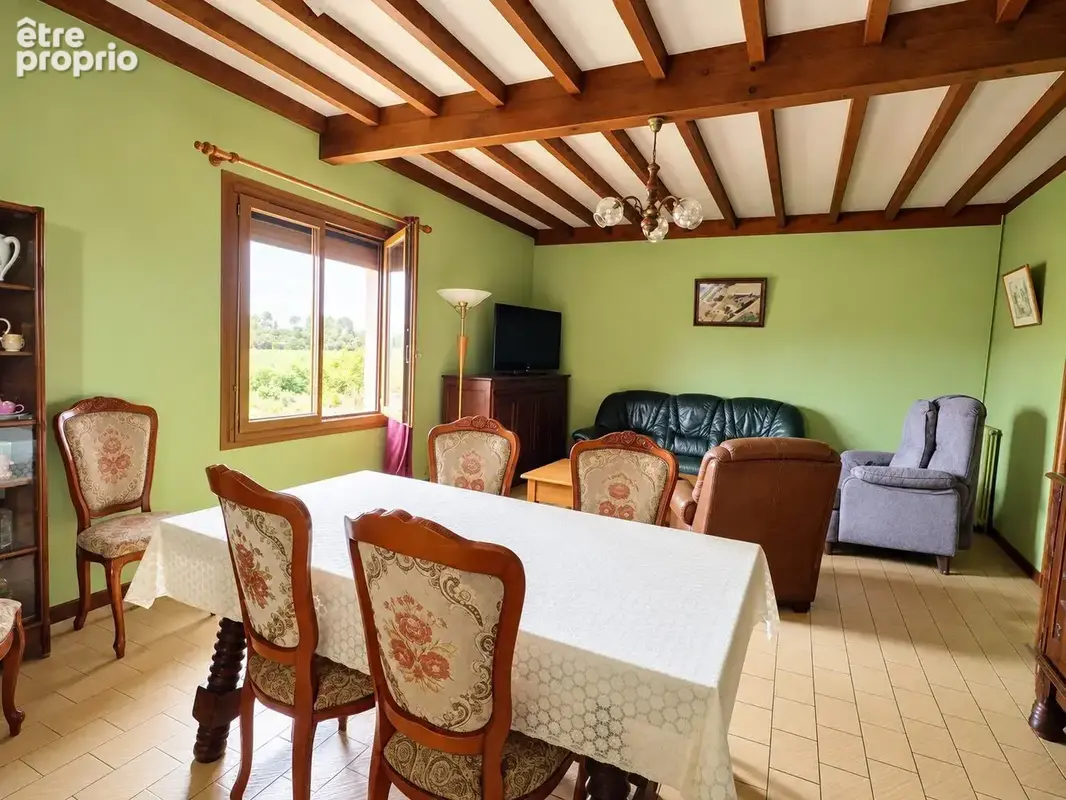 Propriété de 134 m² avec trois dépendances - photo 3
