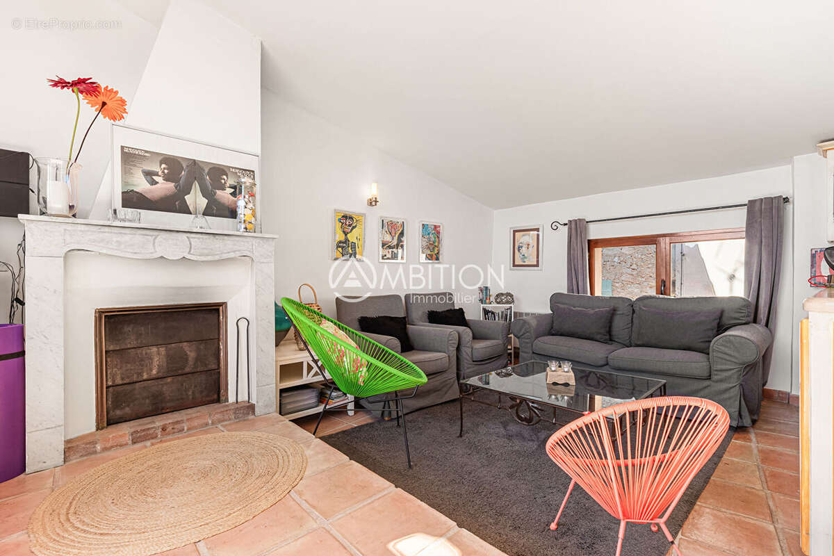 Appartement à MONTAUROUX