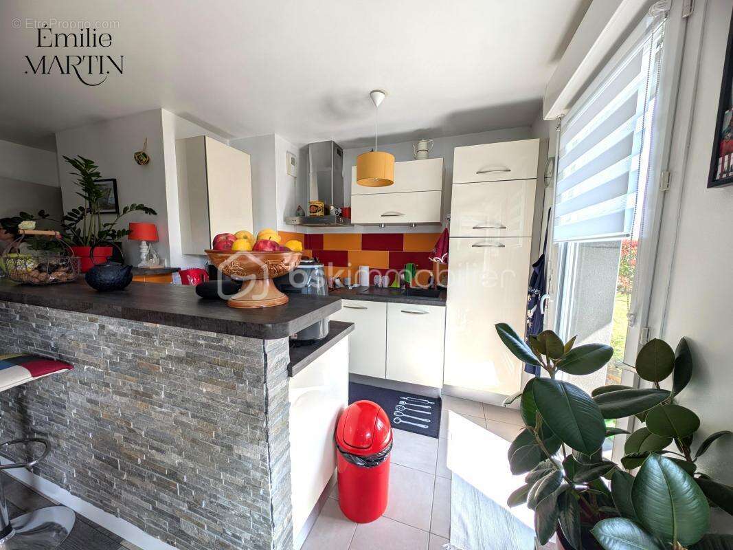 Appartement à LA CHAPELLE-DES-FOUGERETZ