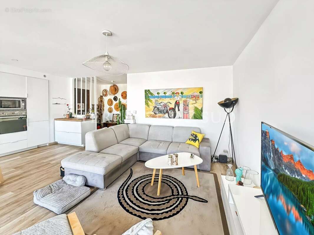 Appartement à MARSEILLE-3E