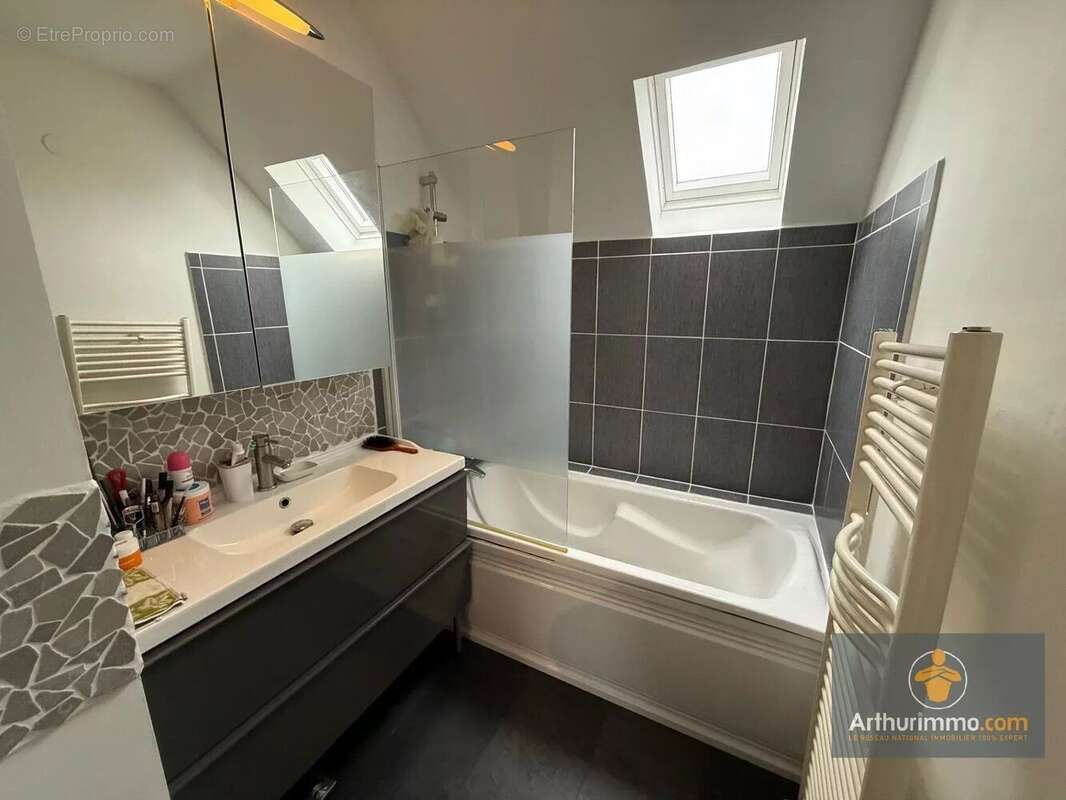 Maison à CHOISY-AU-BAC