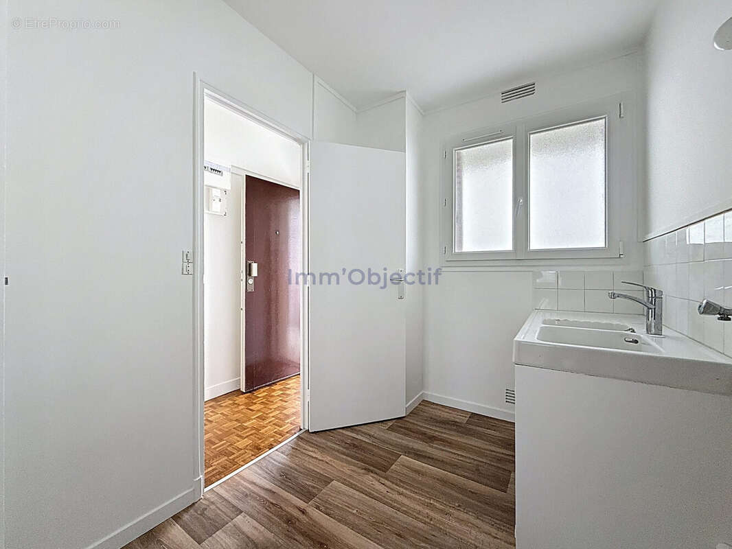 Appartement à PARIS-12E