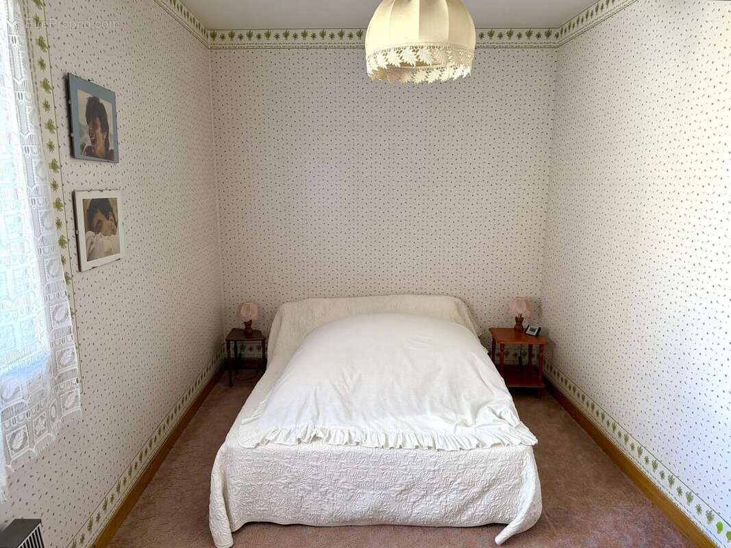 Maison à UCHAUD