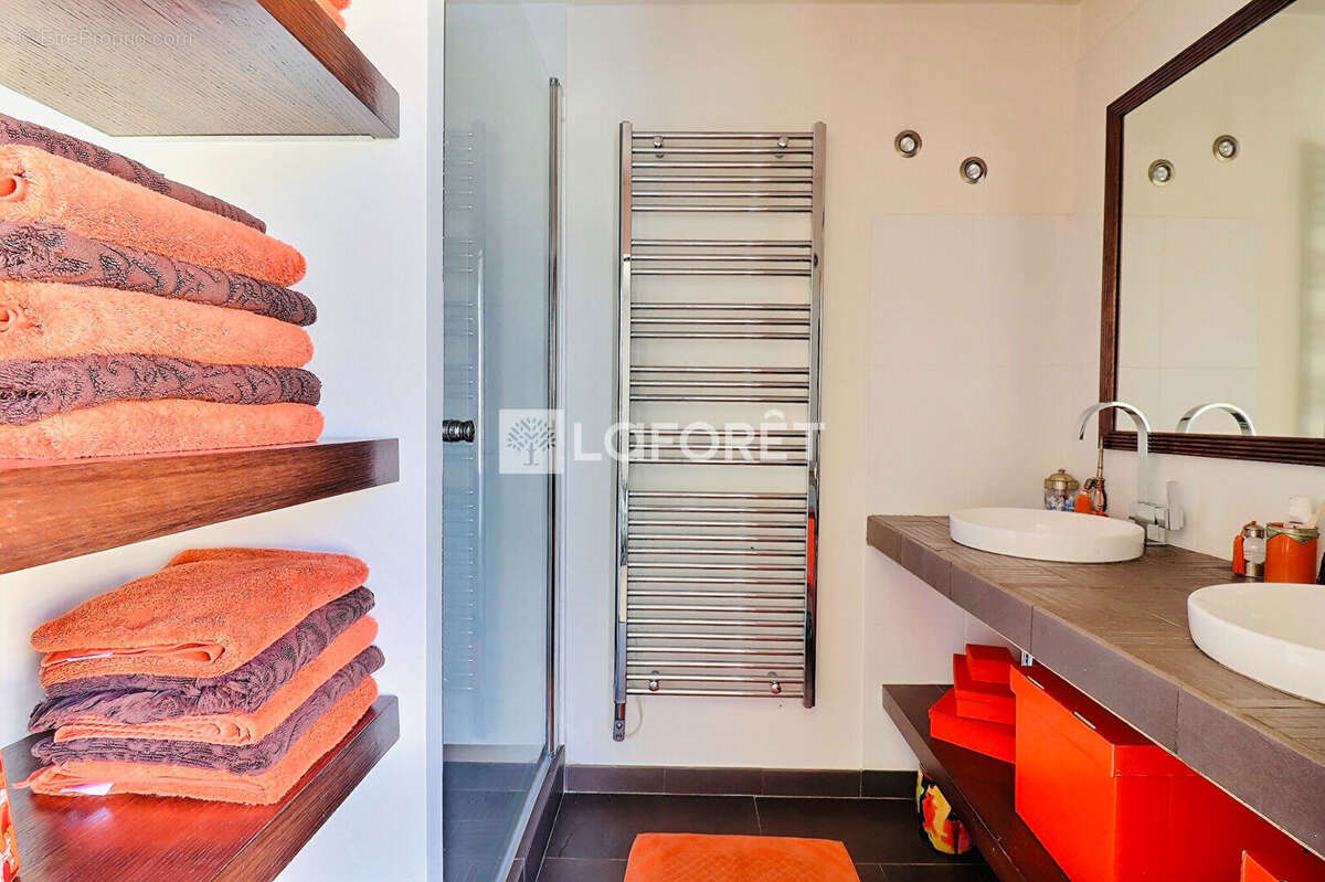 Appartement à SAINT-OUEN