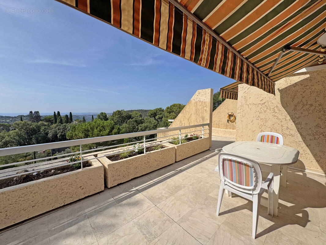 Appartement à VENCE