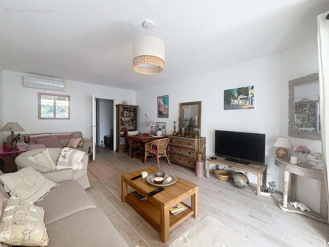 Appartement à SAINT-RAPHAEL