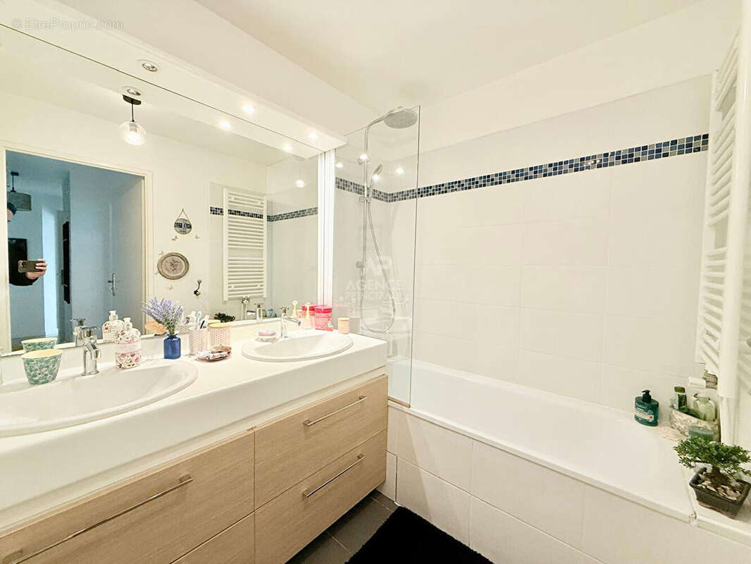 Appartement à HOUILLES