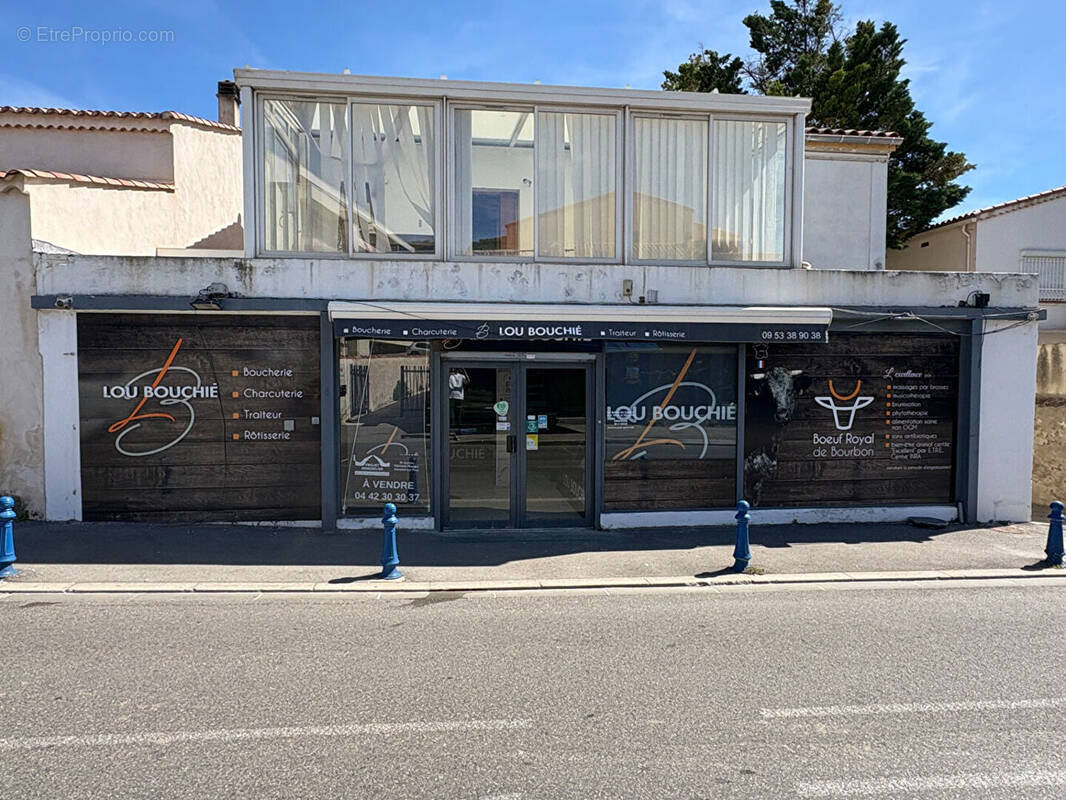 Commerce à SAUSSET-LES-PINS