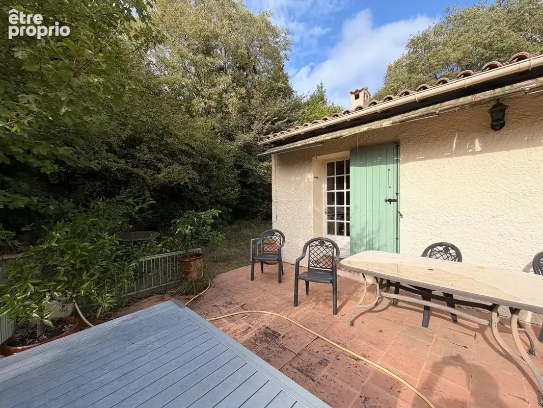 GAILHAN Maison à renover 4 pièces de 90 m2 sur une parcelle de 1000m2 arboré - photo 5