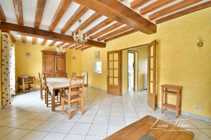 Maison familiale de 165 m² – 7 chambres – Terrain de 1 926 m² – Proche A13 - photo 9