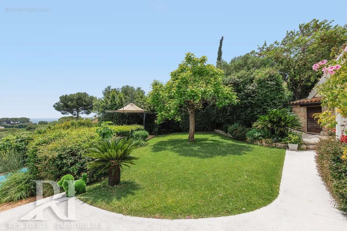 Maison à MOUGINS