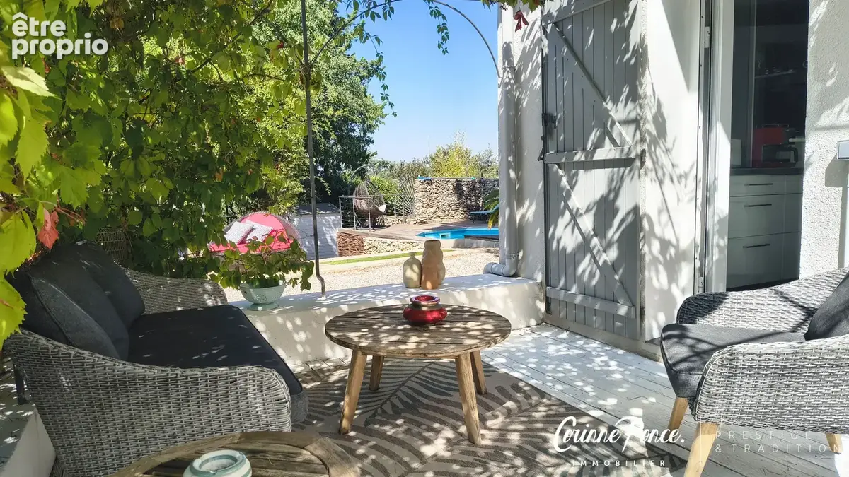 Nîmes Maison de charme villa rénovée avec magnifique vue proposé par Corinne Ponce Immobilier - photo 20