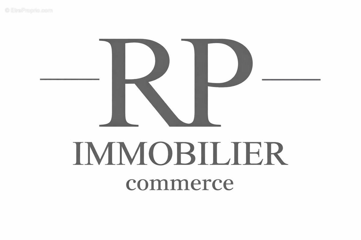 Commerce à LOURMARIN