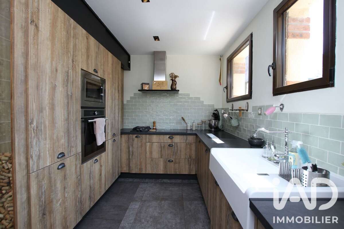 Maison 180 m² à Villers-Bocage  - photo 2