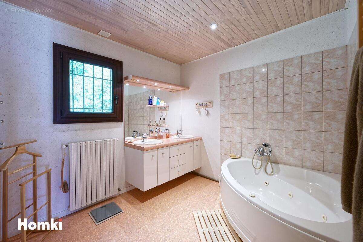 Maison à MONT-SAINT-MARTIN