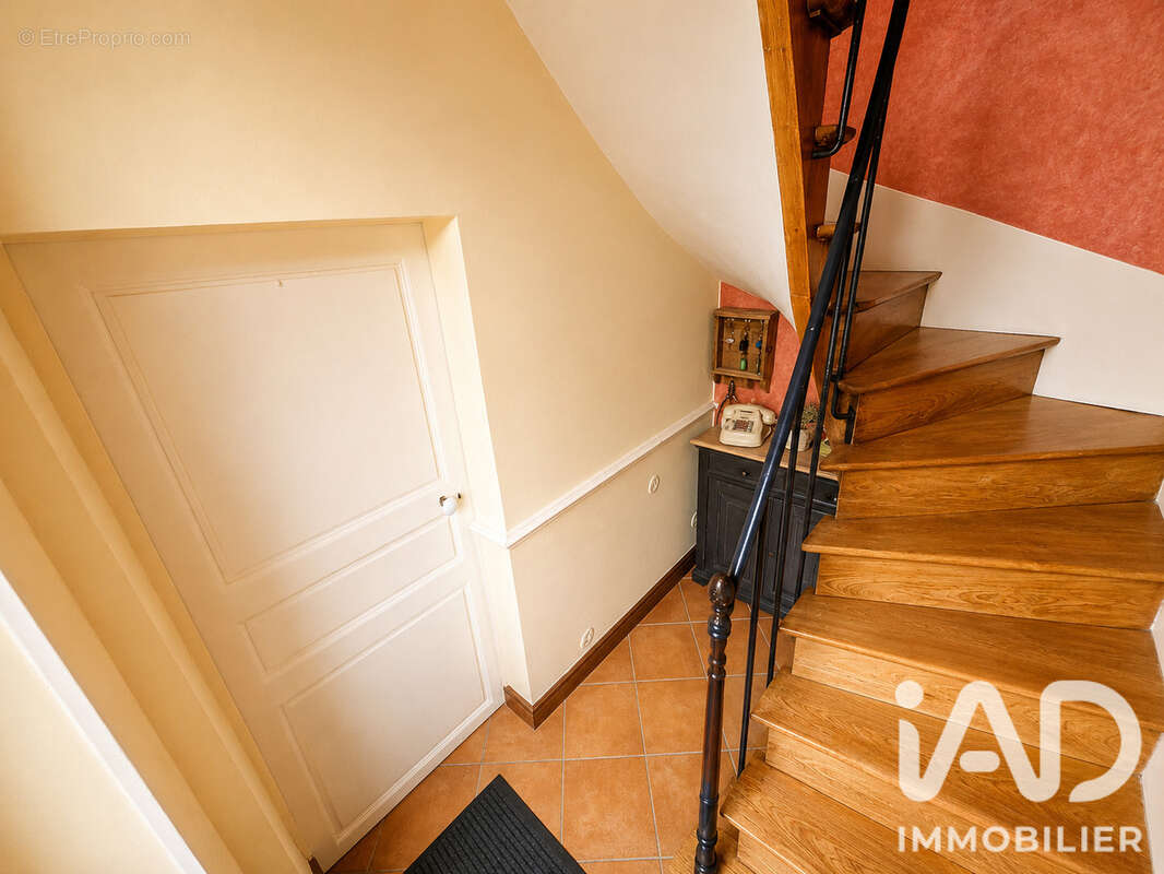 Maison 102 m² à Bayeux  - photo 5