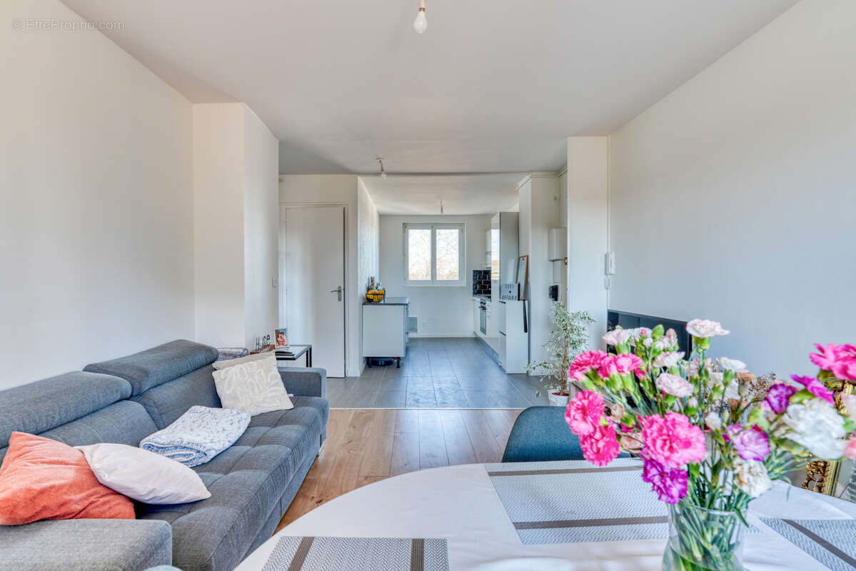 Appartement à BOURGOIN-JALLIEU