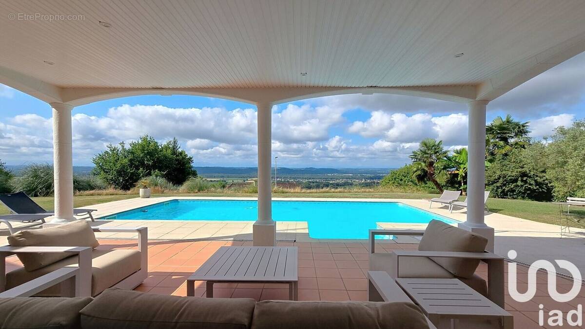 Photo 1 - Maison à LESCAR