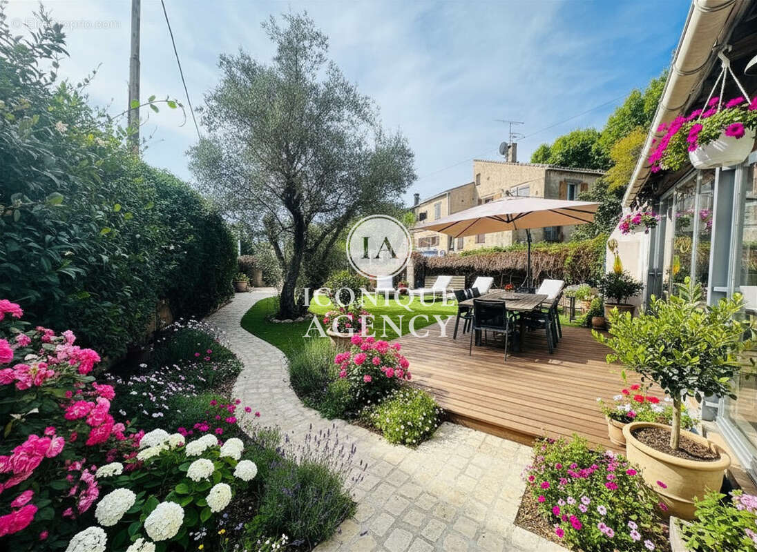 Maison à MOUGINS