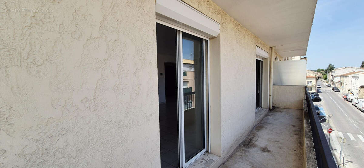 Appartement à LUNEL