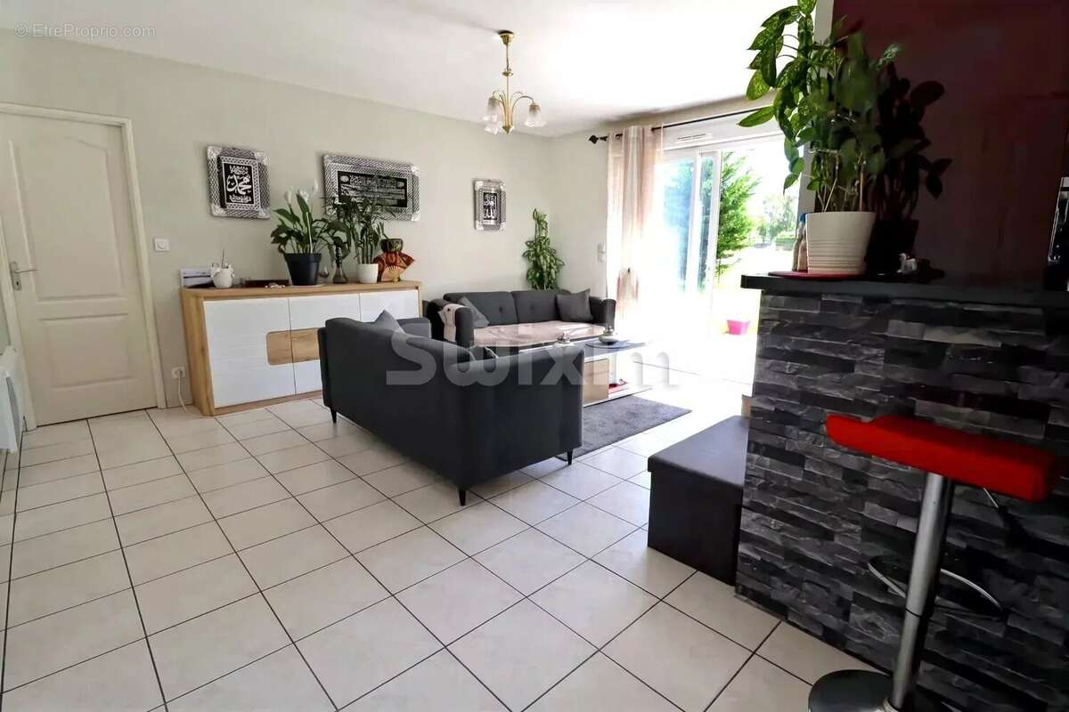 Maison à SAINT-MARCEL