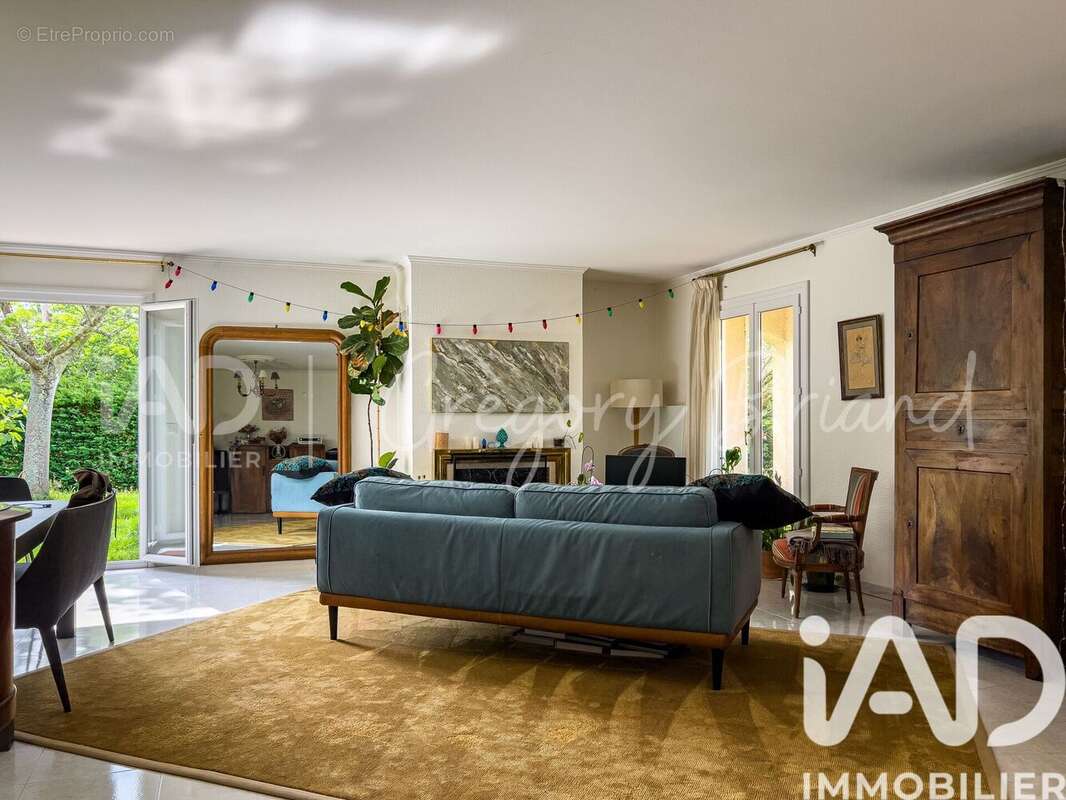 Maison 200 m² à Bouliac  - photo 4