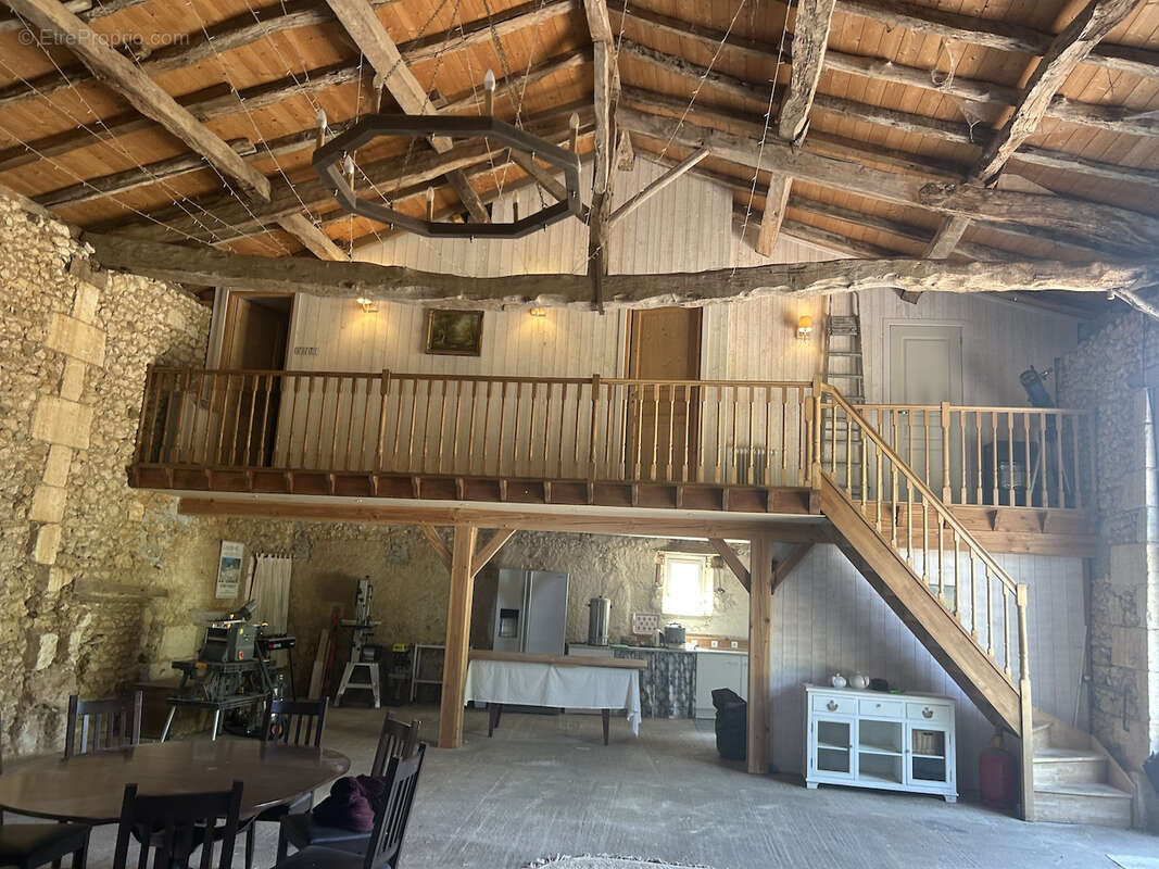 Maison à VANXAINS