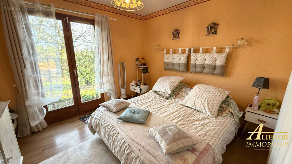 Maison à CHANCELADE