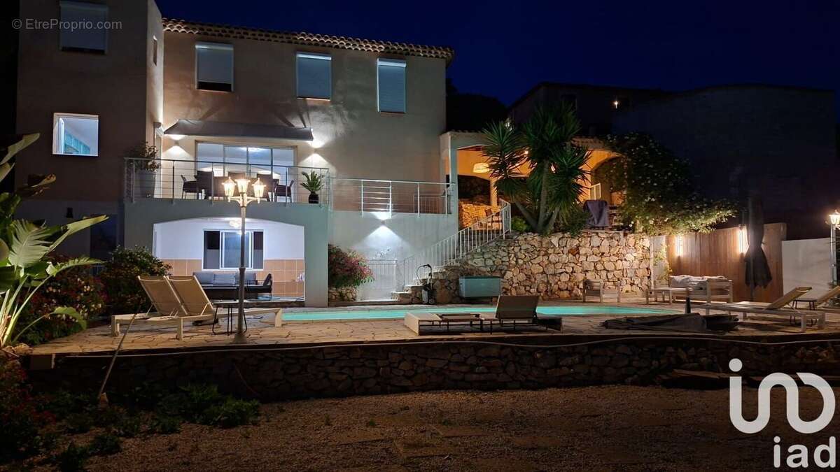 Photo 4 - Maison à MARSEILLE-15E