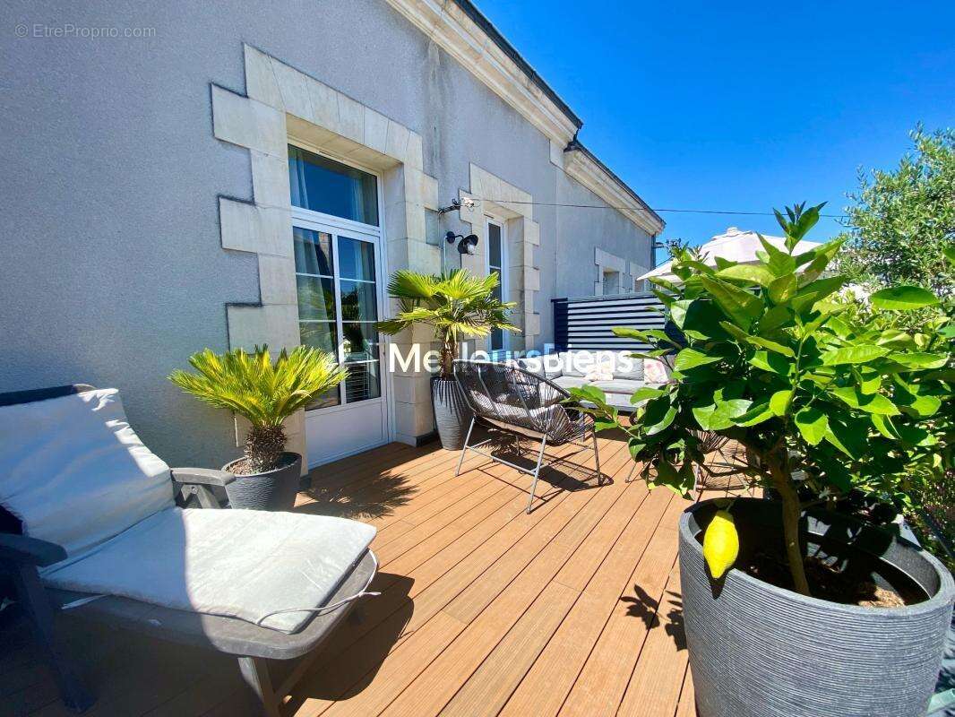 Poitiers, quartier Chilvert, élégante maison familiale avec jardinet et terrasse - photo 7