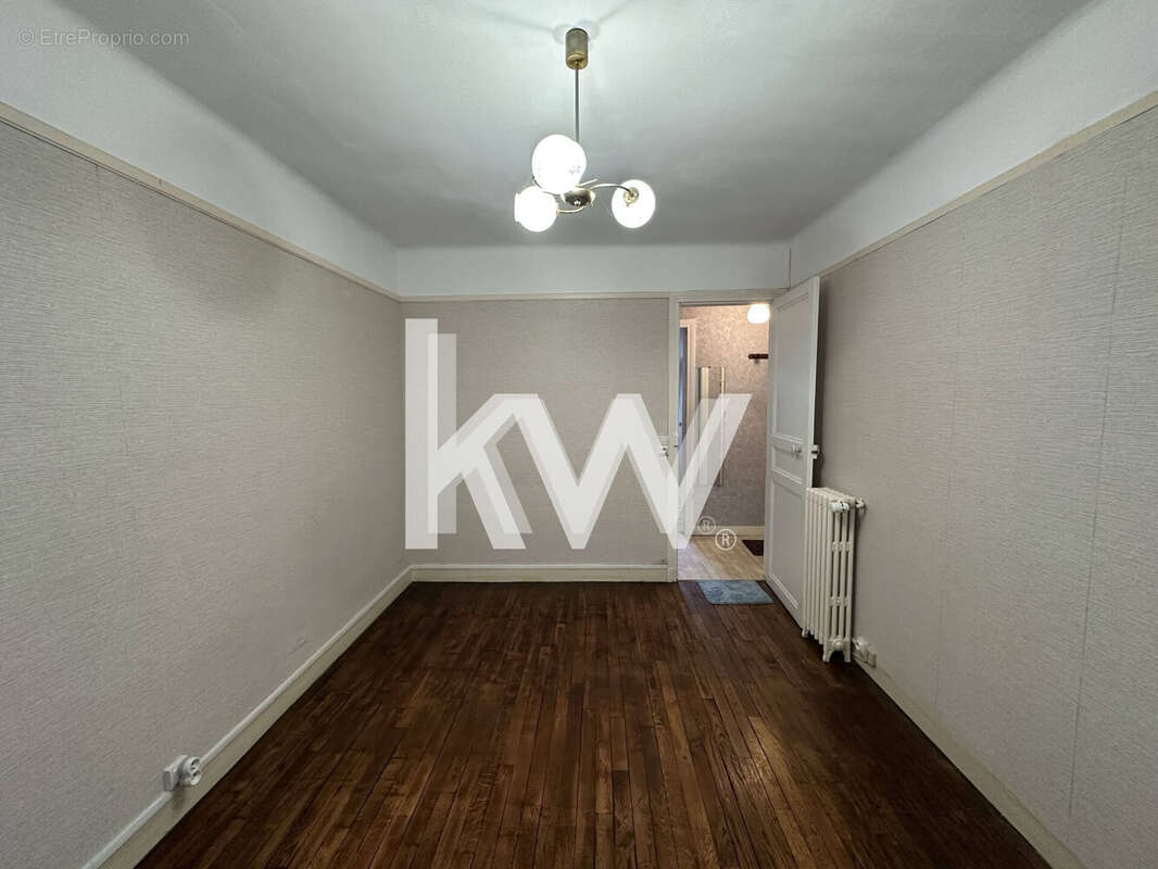 Appartement à PARIS-20E
