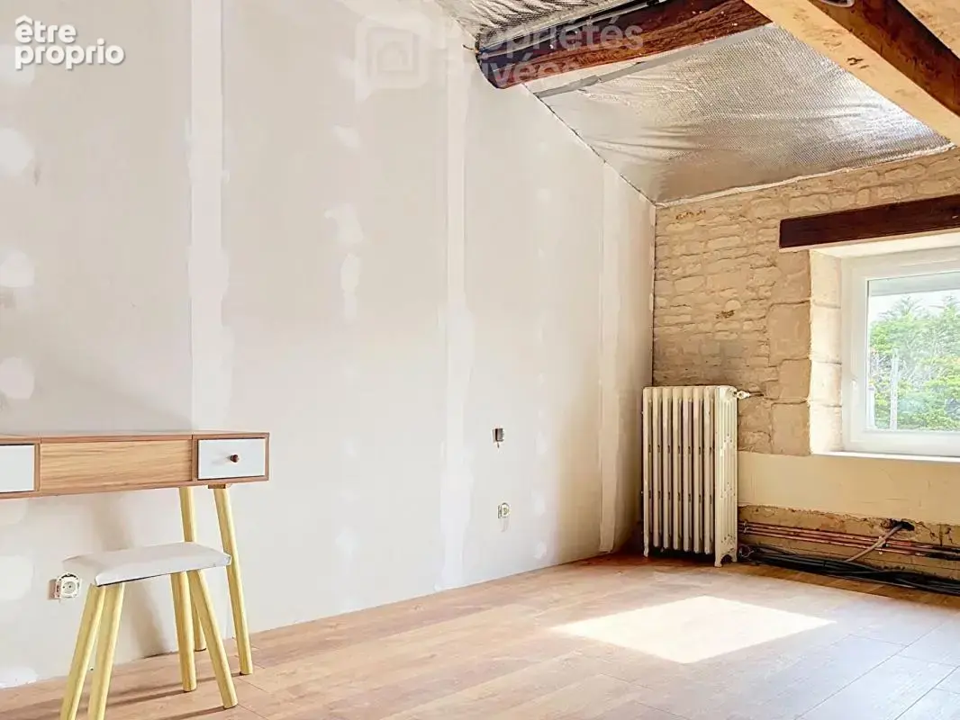 Longère de charme 135 m2 avec dépendances de 95 m2 - photo 10